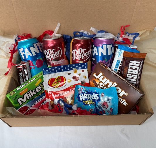 'Taste of the USA' Treat Box 🇺🇸🍬